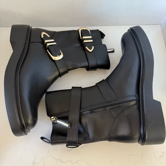 Favorite Daughter Caroline Boots Black Leather Gold Buckles  Women’s Size 6 NWOB - Picture 2 of 4